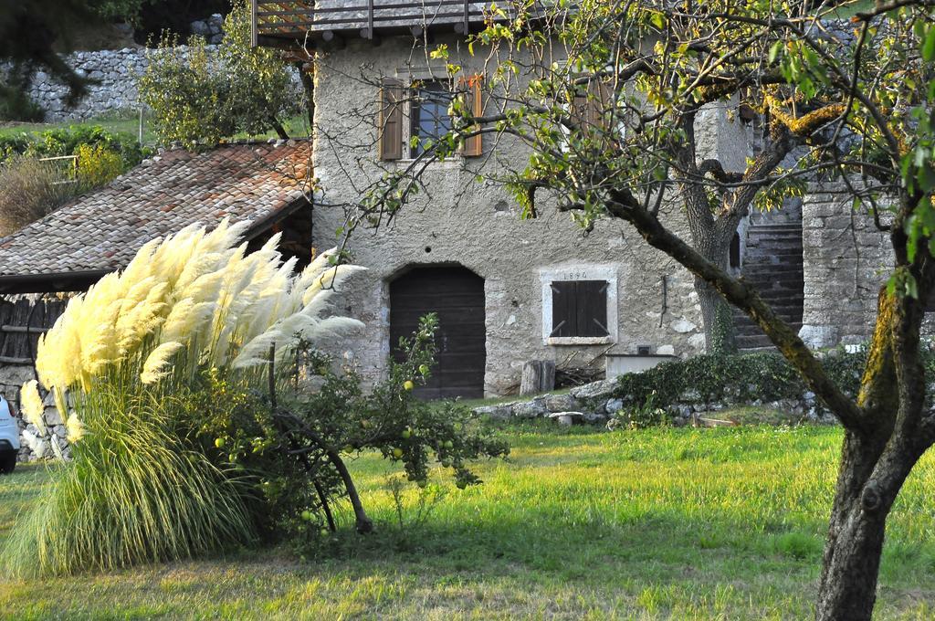 Hotel Santa Barbara Ronzo-Chienis 外观 照片