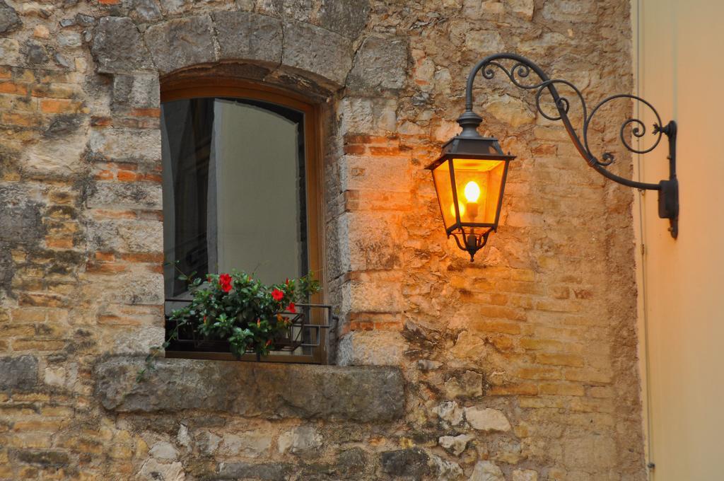 Hotel Santa Barbara Ronzo-Chienis 外观 照片