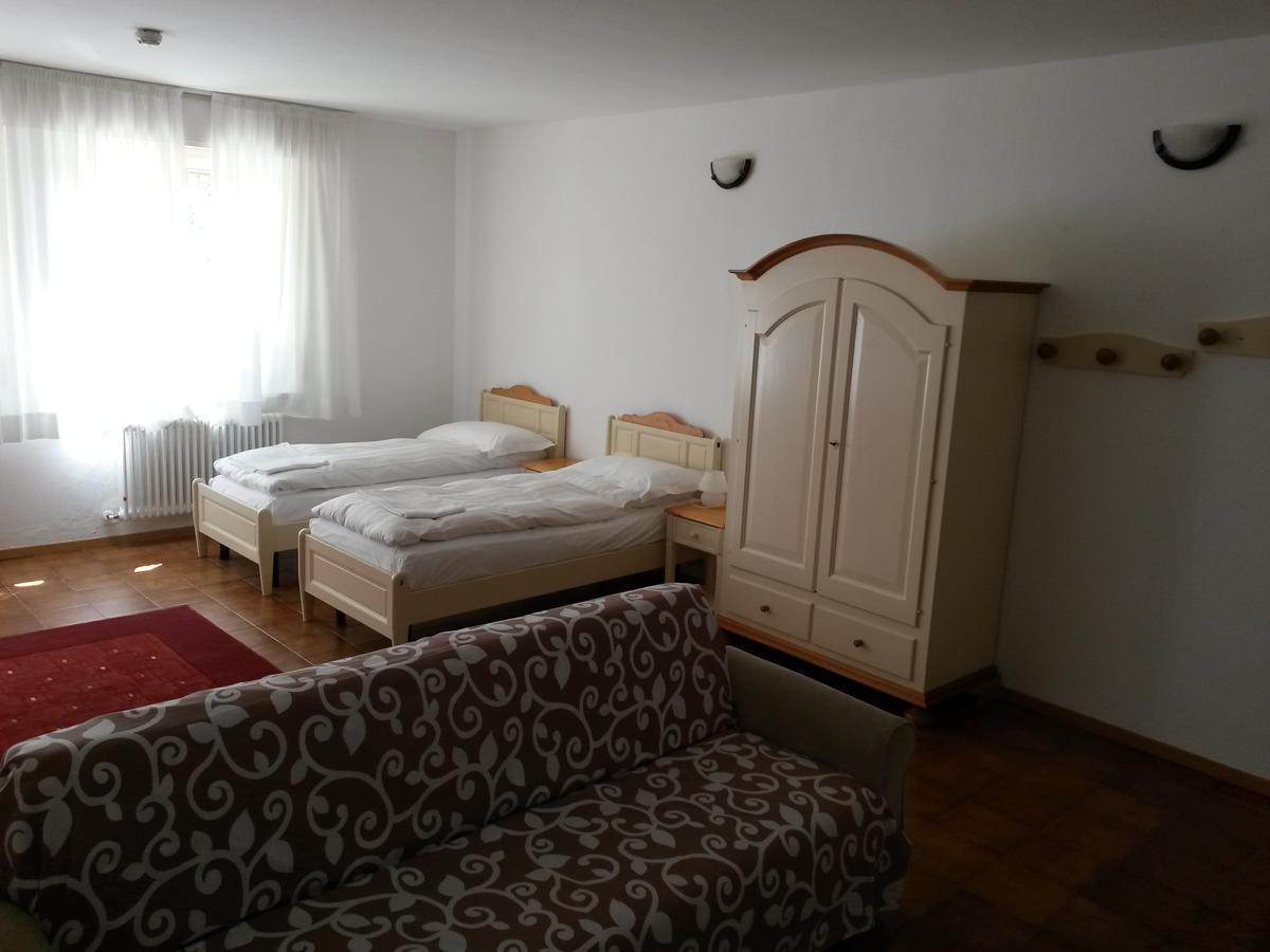 Hotel Santa Barbara Ronzo-Chienis 外观 照片