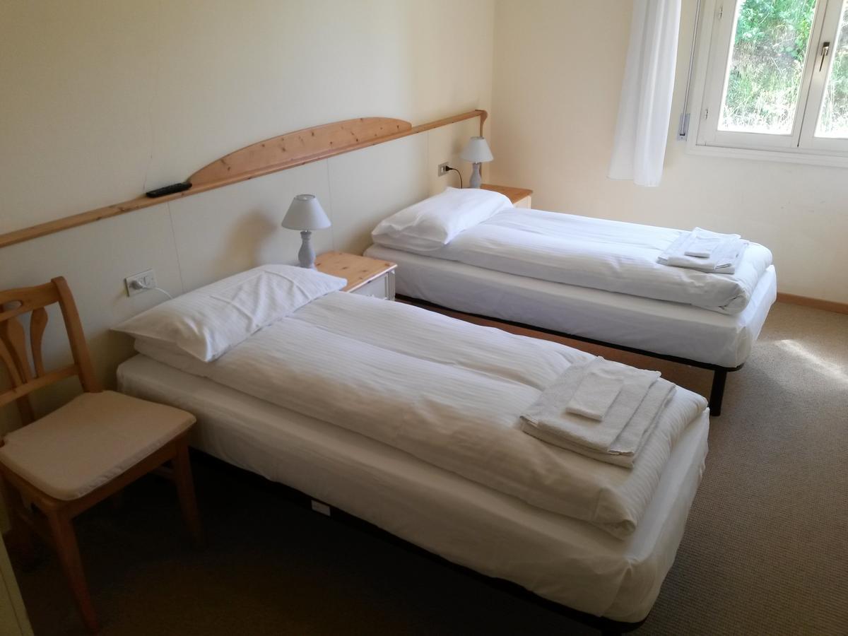 Hotel Santa Barbara Ronzo-Chienis 外观 照片